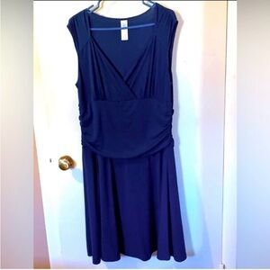 Elegant Navy Blue Sleeveless Dress